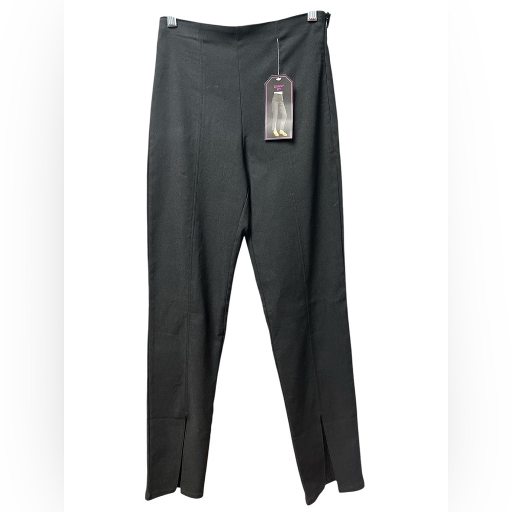 No Boundaries - NWT - Size Small